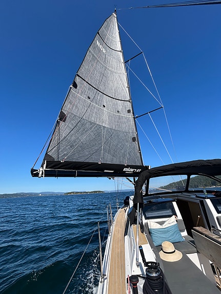 Elan GT5 Electric – Oceanvolt Twin ServoProp – svært velutstyrt 11 of 30