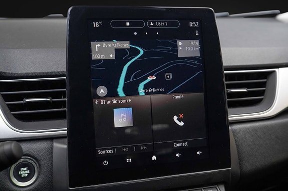 Infotainmentskjem med innebygget navigasjon