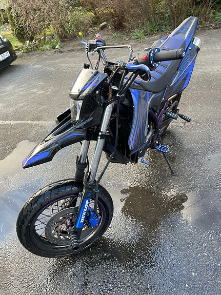 Yamaha WR 125 X 6 of 12