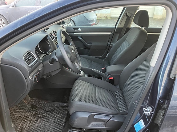 Volkswagen Golf VI 5 of 5