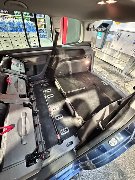 Volkswagen Touran 19 of 30