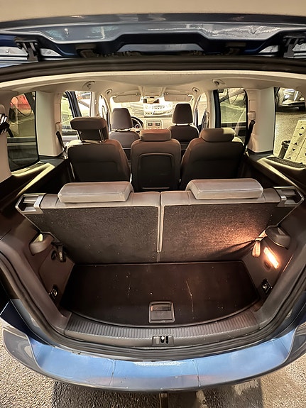 Volkswagen Touran 24 of 30