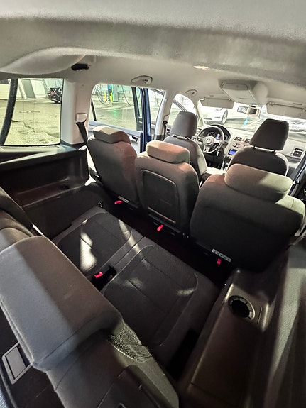 Volkswagen Touran 28 of 30
