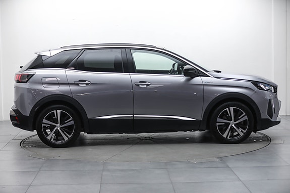 Peugeot 3008 12 of 13