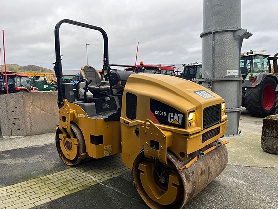 Cat CB34B 3 of 5