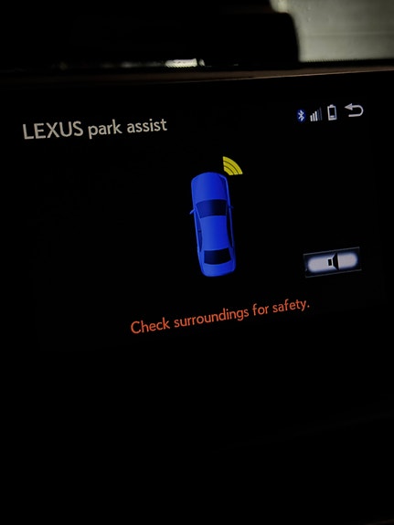 Lexus NX300h 30 of 30