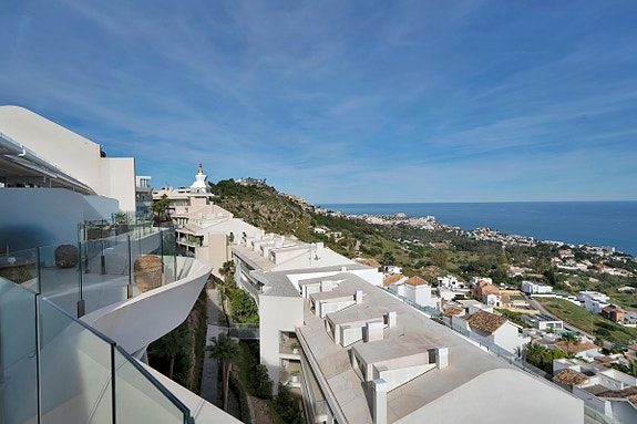 Eksklusiv toppleilighet med 4 soverom og fantastisk panoramautsikt over Middelhavet