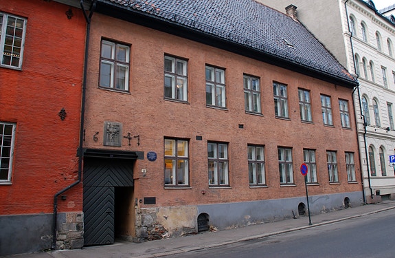 Fortidsminneforeningens hovedkontor: Magistratgården fra 1647, Dronningens gate 11 i Kvadraturen i Oslo.