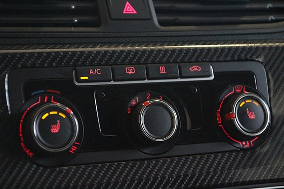 Volkswagen Caddy Maxi 24 of 30