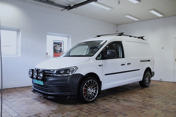 Volkswagen Caddy Maxi 2 of 30