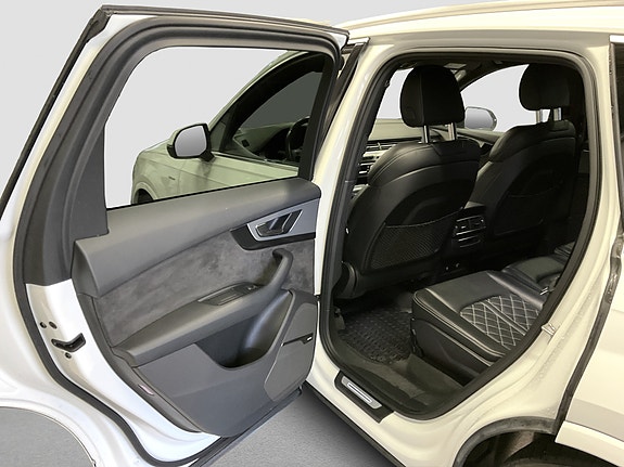 Audi Q7 14 of 22