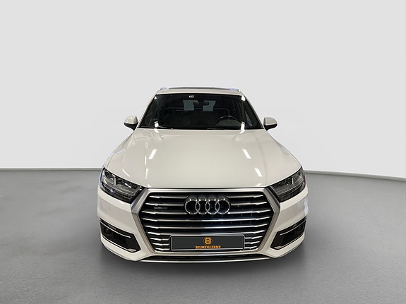 Audi Q7 5 of 22