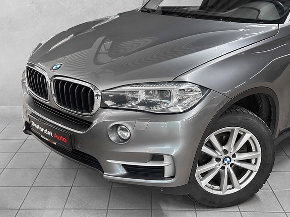 BMW X5 4 of 5