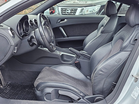 Audi TT 19 of 28