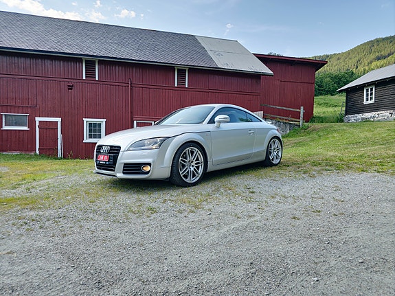 Audi TT 4 of 28