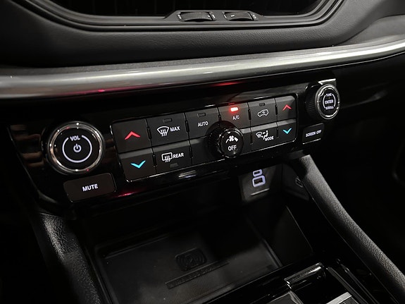 Jeep Compass 15 of 24