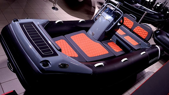 Highfield 360 Sport // 2026 Mercury F 10 (15/20) EL EFI Sport // Innbytte/Finans 7 of 8
