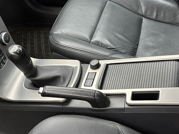 Volvo V50 14 of 17