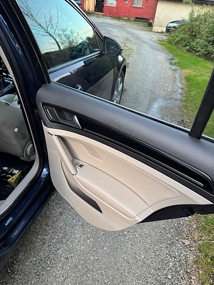 Volkswagen Golf VII 11 of 20