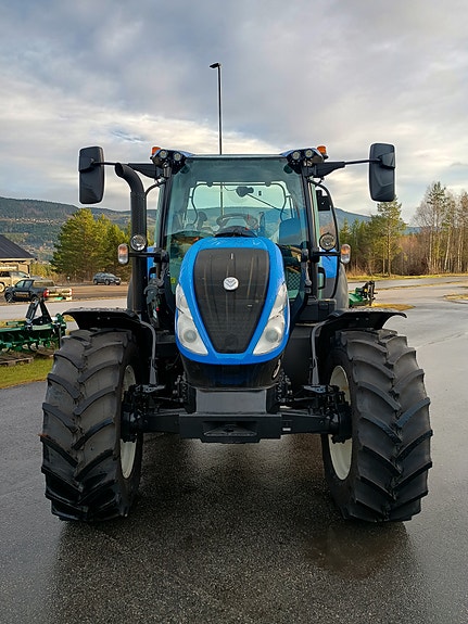 New Holland T5.140 DC- DEMO 2 of 15