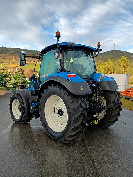 New Holland T5.140 DC- DEMO 5 of 15