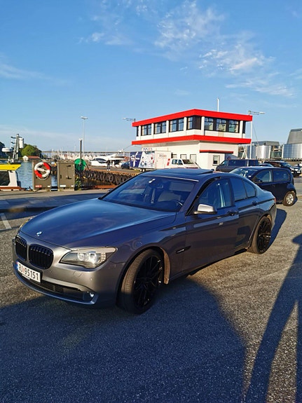 BMW 730d 4 of 30