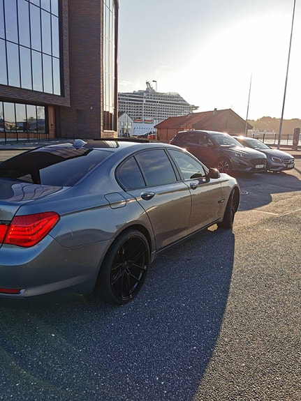BMW 730d 10 of 30