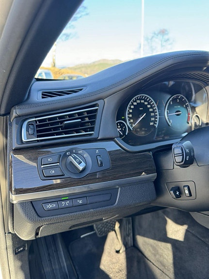 BMW 730d 29 of 30