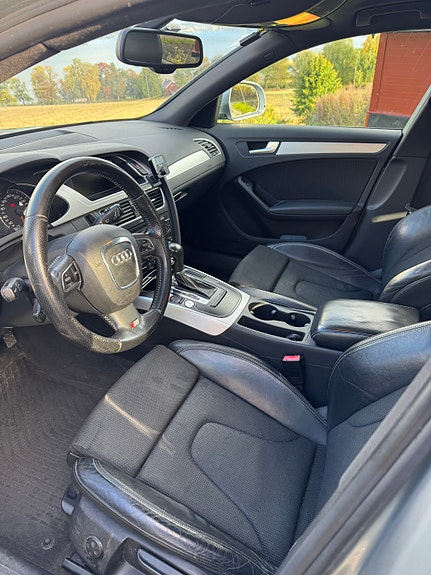 Audi A4 9 of 17