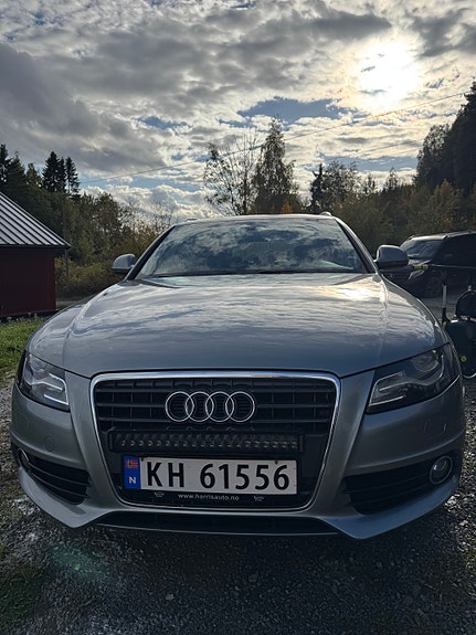 Audi A4 2 of 17