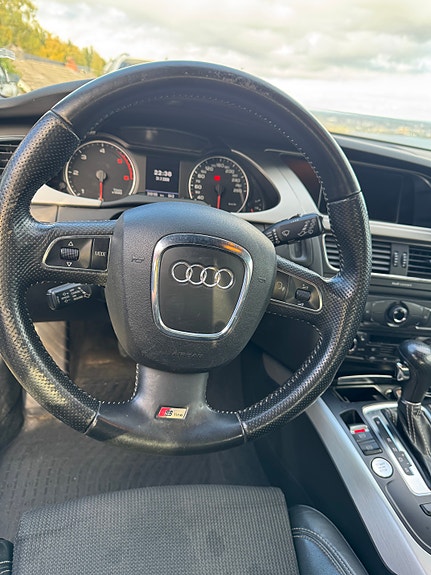 Audi A4 7 of 17