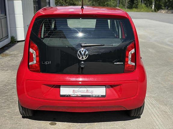 Volkswagen UP! 13 of 30