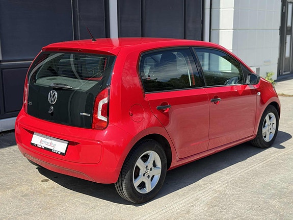 Volkswagen UP! 17 of 30