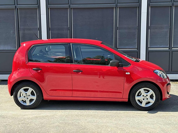 Volkswagen UP! 14 of 30