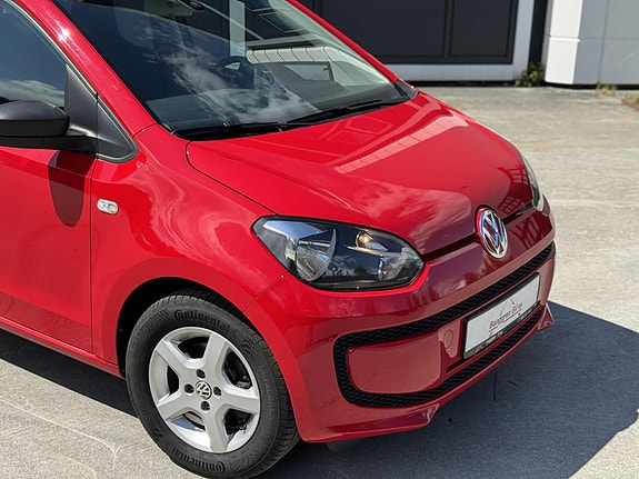 Volkswagen UP! 4 of 30