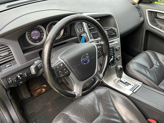Volvo XC60 19 of 30