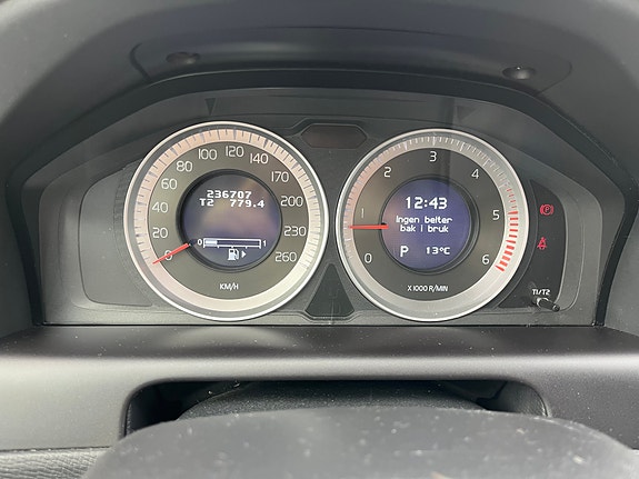 Volvo XC60 21 of 30