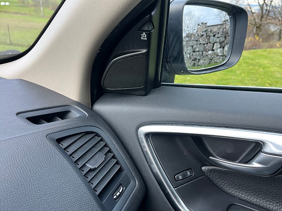 Volvo XC60 29 of 30
