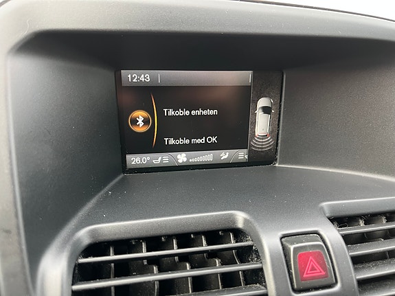Volvo XC60 23 of 30
