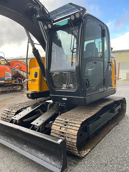JCB JZ 140LCD 9 of 30