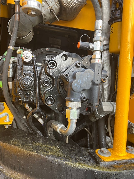 JCB JZ 140LCD 18 of 30