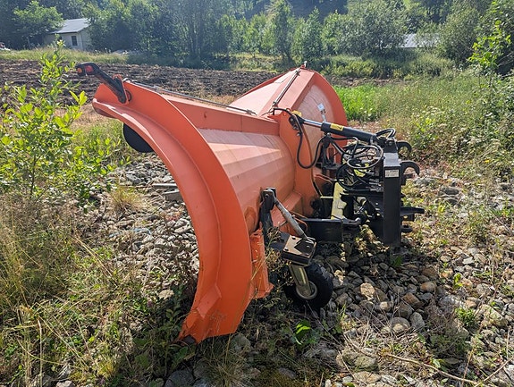 FMG PA300 Svingbar plog 2 of 17