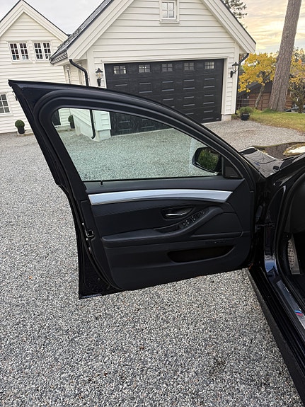 BMW 535i 13 of 24