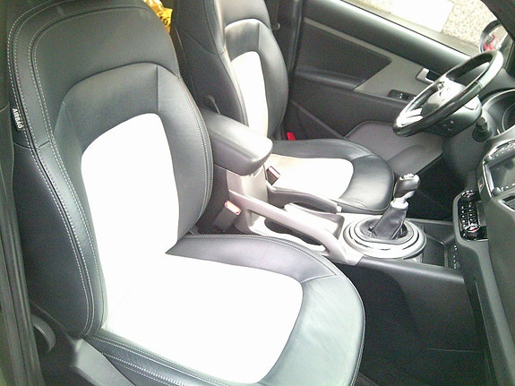 Kia Sportage 12 of 16