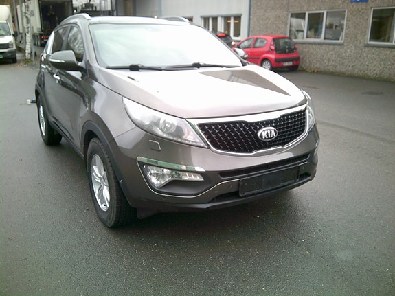 Kia Sportage 2 of 16