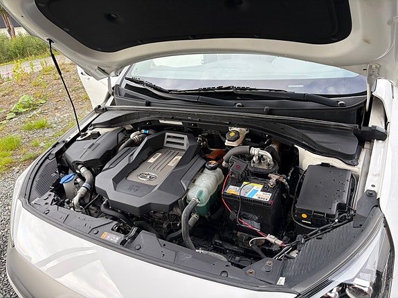 Hyundai IONIQ 25 of 25