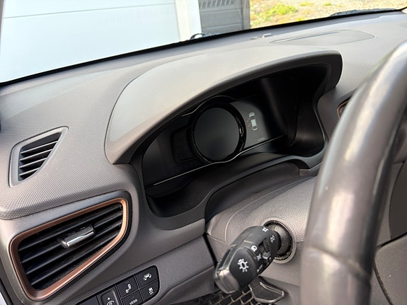 Hyundai IONIQ 15 of 25