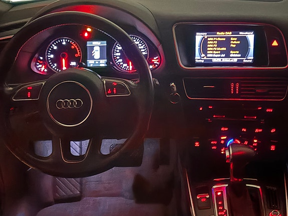 Audi Q5 15 of 30