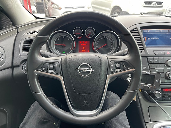 Opel Insignia 11 of 30