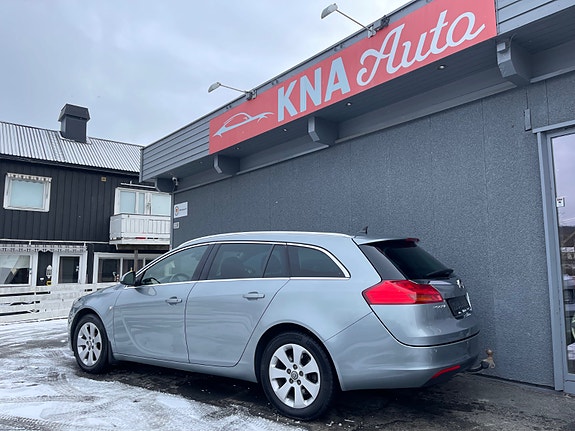Opel Insignia 4 of 5